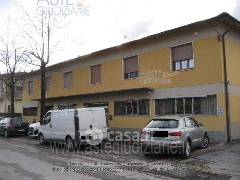 Negozio/Locale commerciale in Vendita in Via Giovan Battista Venturi 20 a Pistoia