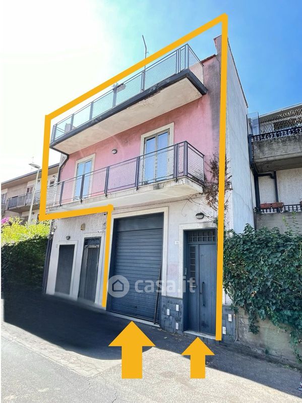 Casa indipendente in Vendita in Via Idria 35 a Tremestieri Etneo
