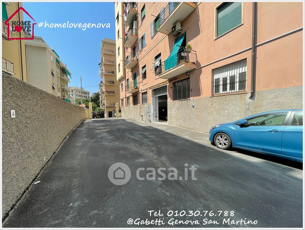 Garage/Posto auto in Vendita in Via Annibale Passaggi a Genova