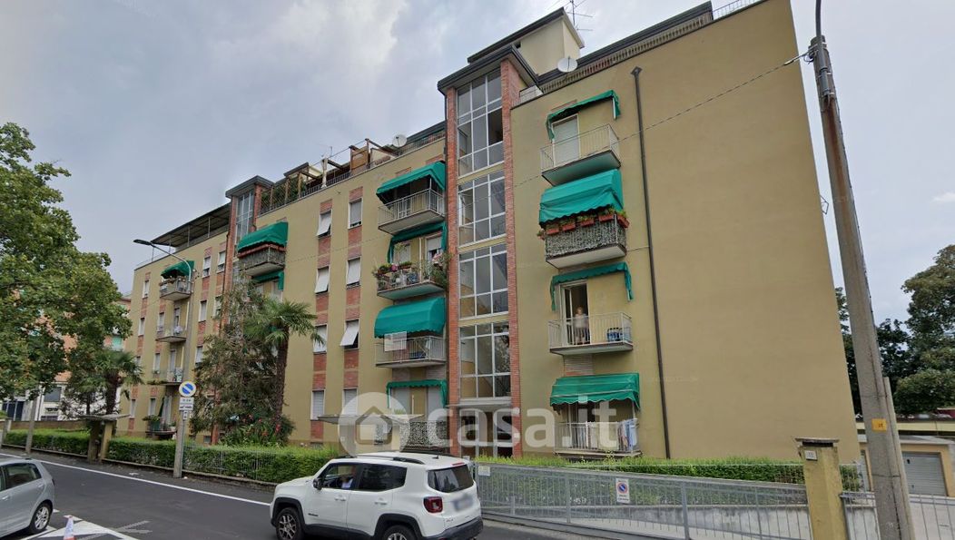Appartamento in Vendita in Via Caleppe a Brescia