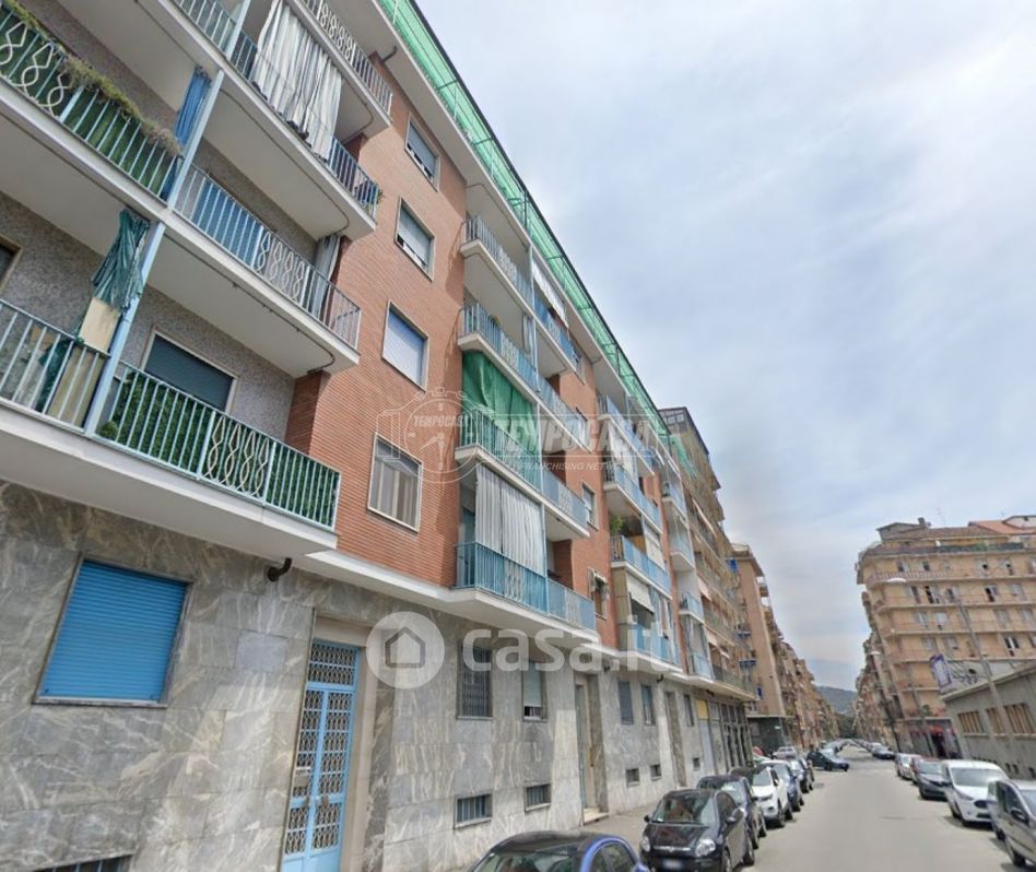 Appartamento in Vendita in Via Mombasiglio 72 a Torino