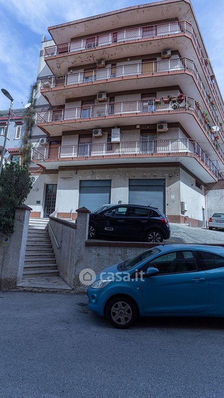 Appartamento in Vendita in Via Caserma Sabato a Messina