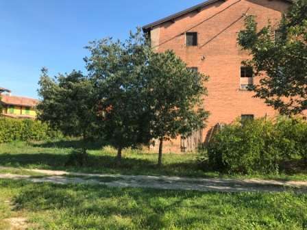 Rustico/Casale in Vendita in Strada Ponte Nuovo 54 a Modena