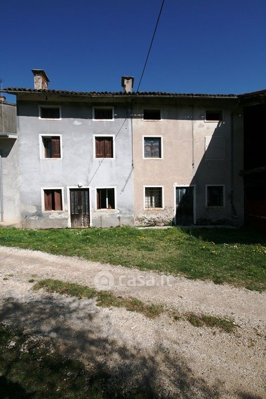 Rustico/Casale in Vendita in Via LUNARDI 37 a Arzignano