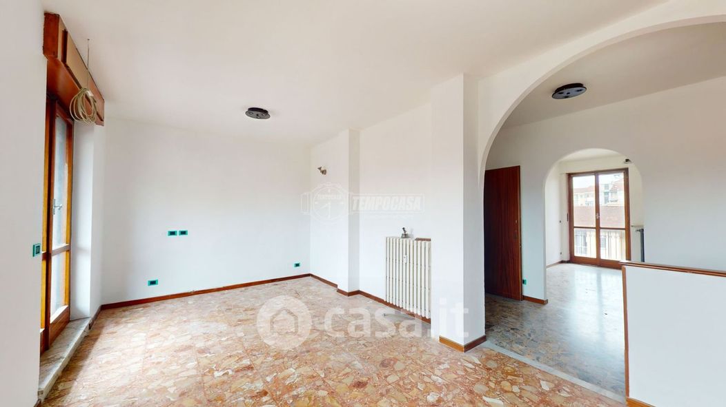 Appartamento in Vendita in Via Monte Pasubio 10 a Torino
