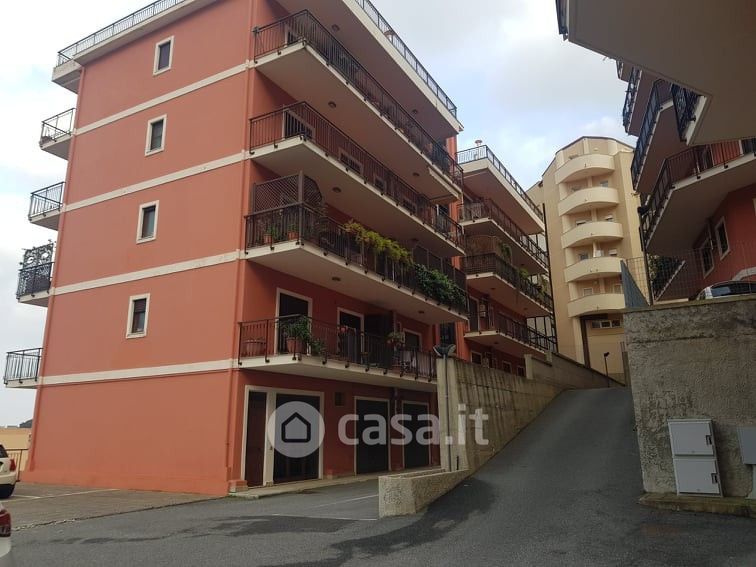 Appartamento in Vendita in Via Cappellani a Messina