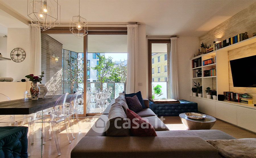 Appartamento in Vendita in Via Carlo de Cristoforis a Milano