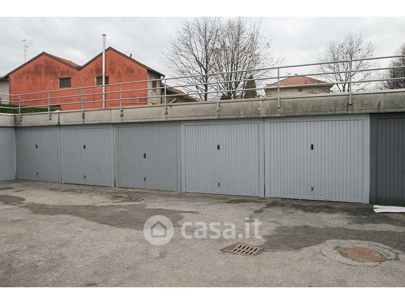Garage/Posto auto in Affitto in Via Cesare Battisti 58 a Castiglione Olona