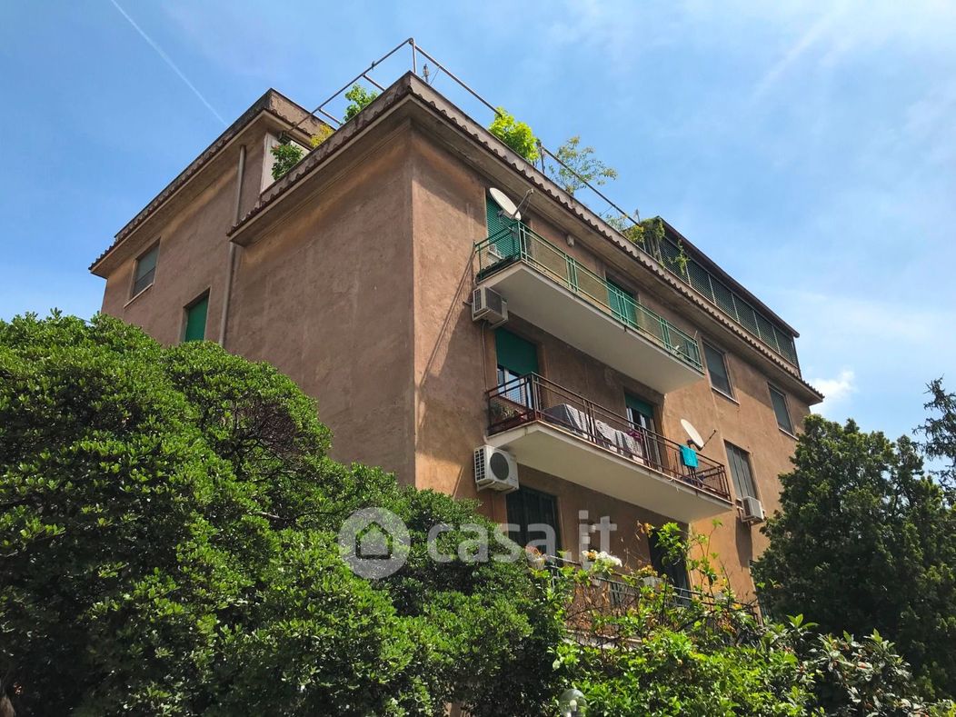 Appartamento in Vendita in Via Giovanni Battista Falda a Roma