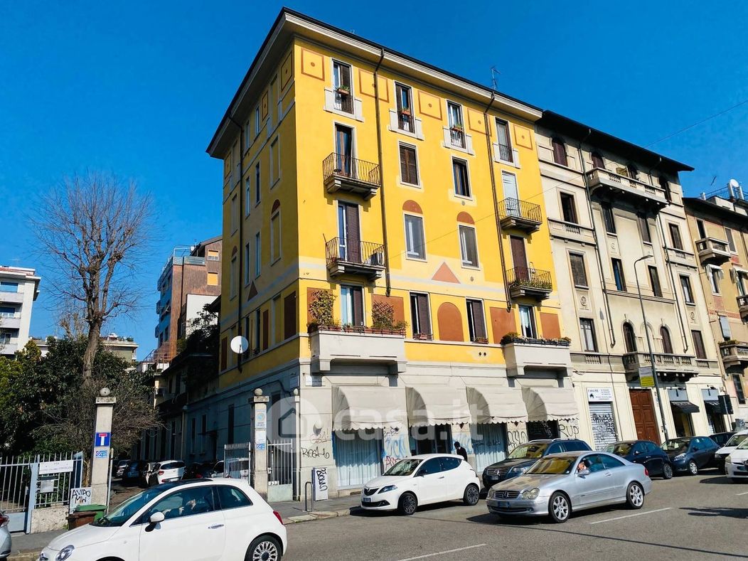 Appartamento in Vendita in Via Antonio Fontanesi 2 a Milano