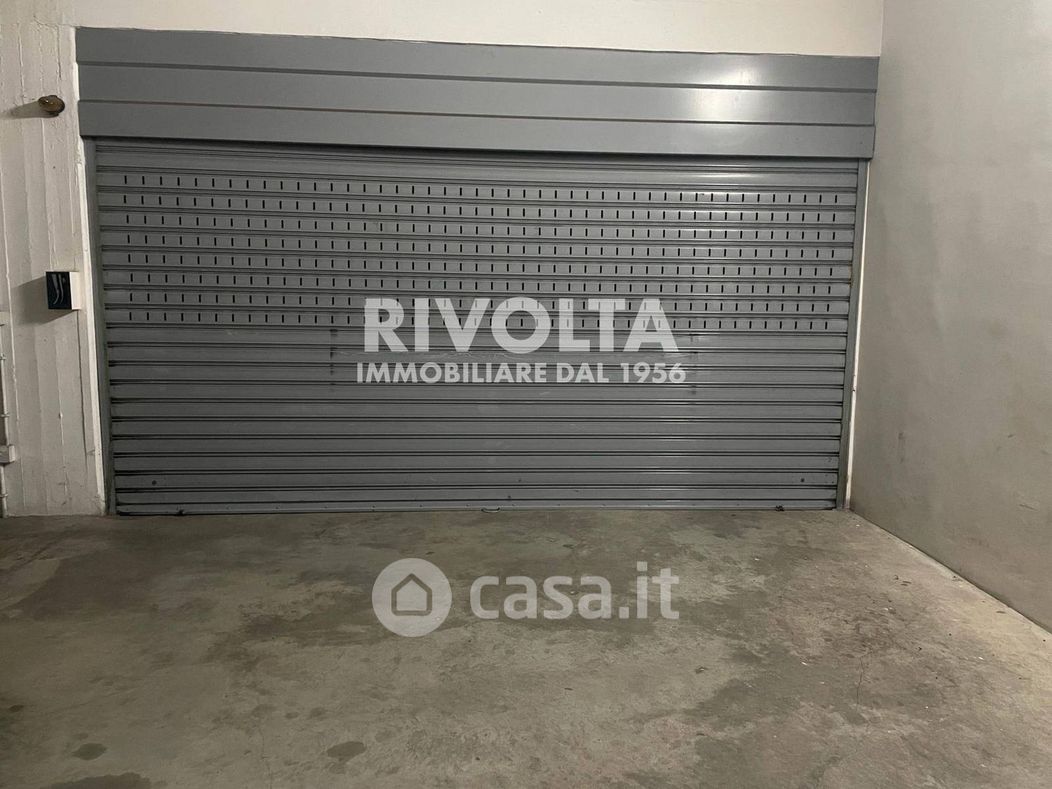 Garage/Posto auto in Vendita in Piazza Euclide a Roma