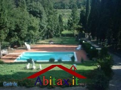 Villa in Vendita in Località Sargiano 37 a Arezzo
