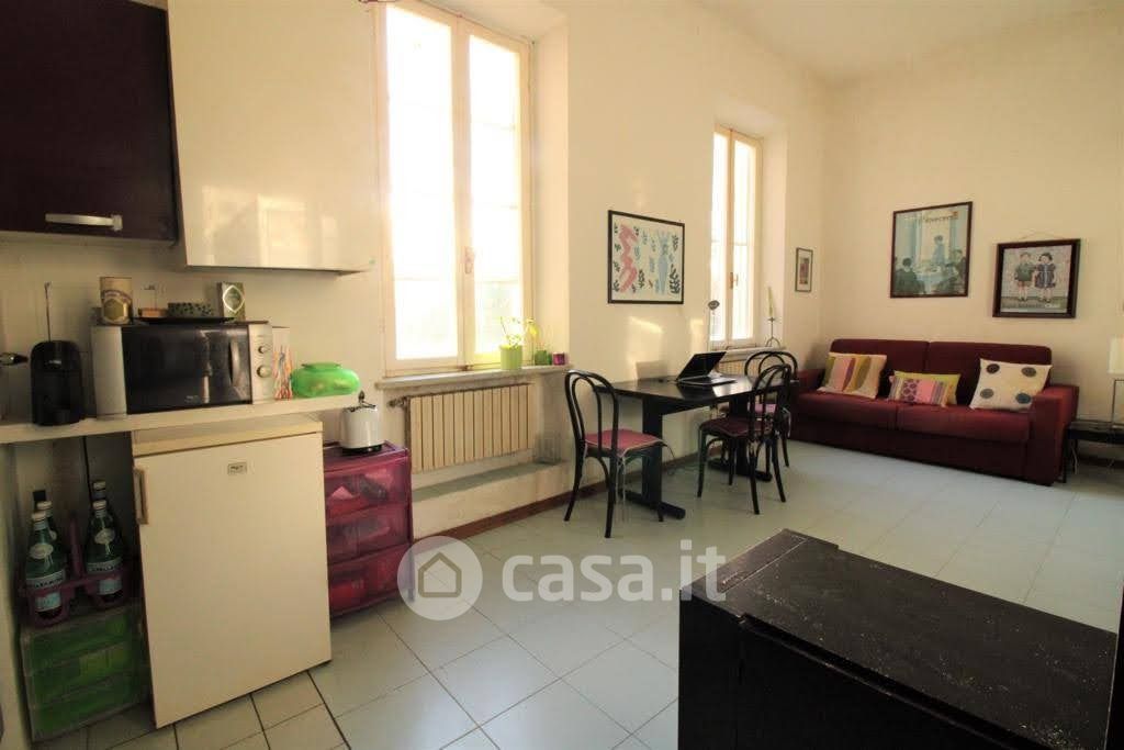 Appartamento in Vendita in Via dell'Olivara a Livorno