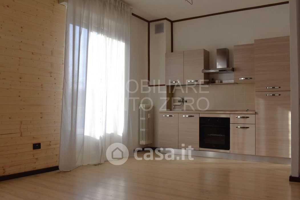Appartamento in Vendita in Via Enrico Sartori a Parma