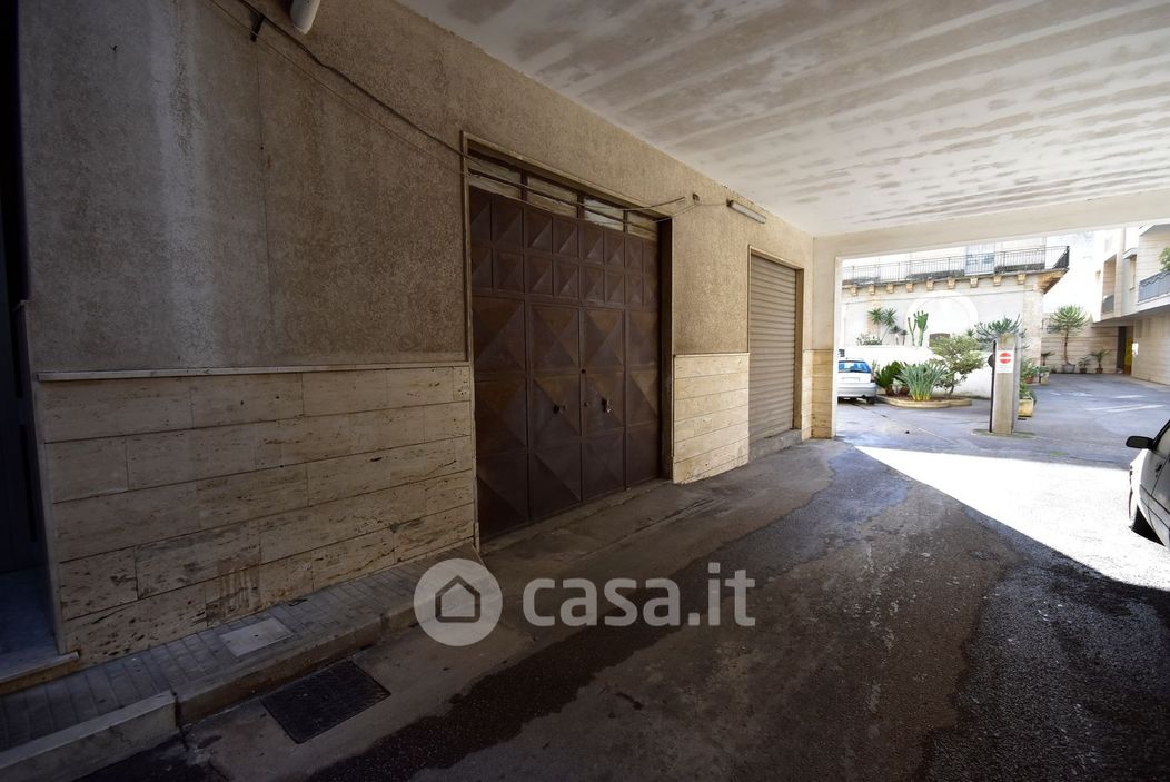 Garage/Posto auto in Affitto in Corso Umberto a Carovigno
