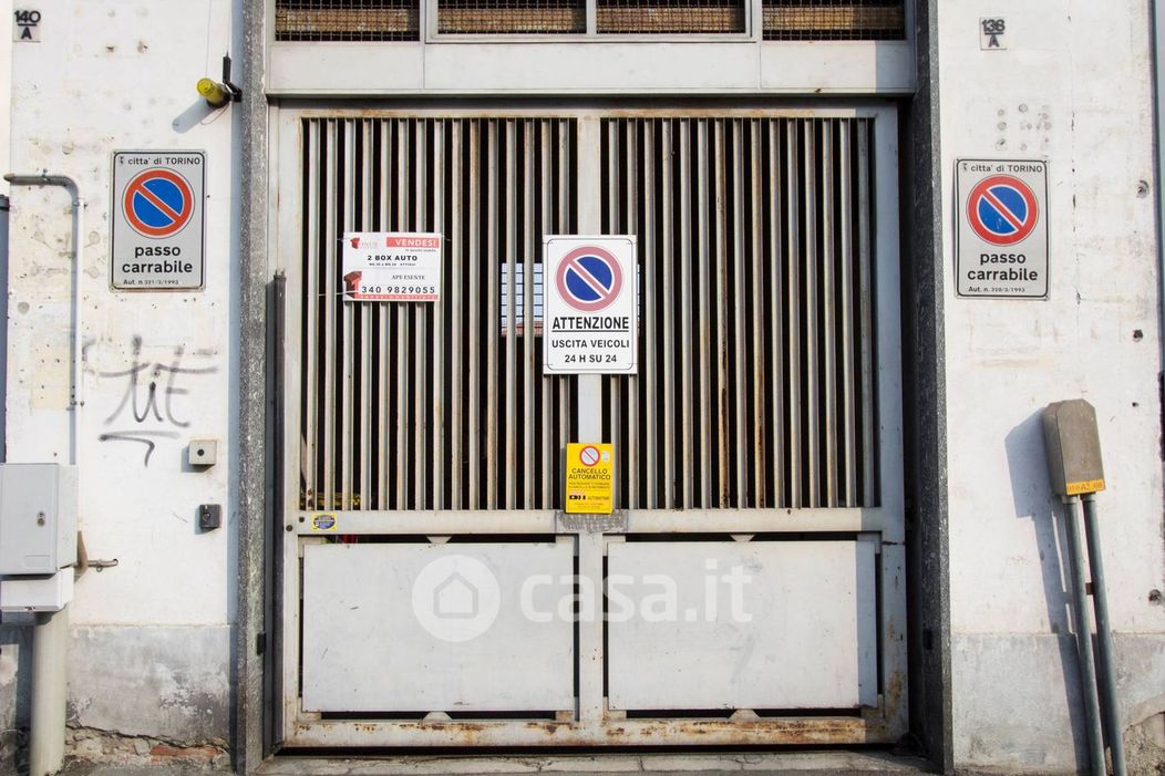 Garage/Posto auto in Vendita in Via Bardonecchia 142 a Torino