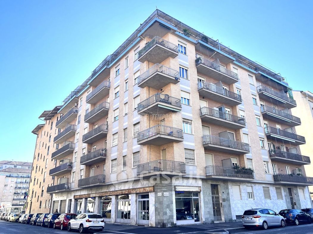 Appartamento in Vendita in Via Arnaldo da Brescia 59 a Torino