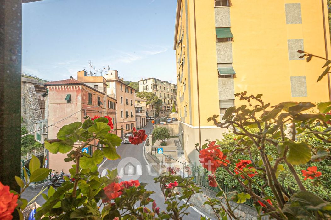 Appartamento in Vendita in Via Romana di Quarto 10 a Genova
