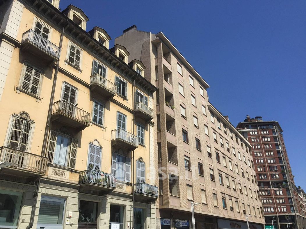 Appartamento in Vendita in Corso Francia 1 a Torino