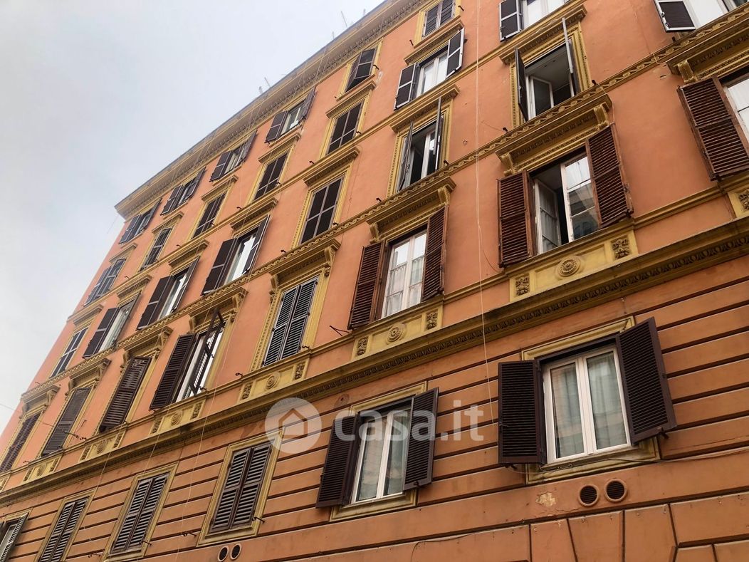 Appartamento in Affitto in Via Agostino Bertani a Roma