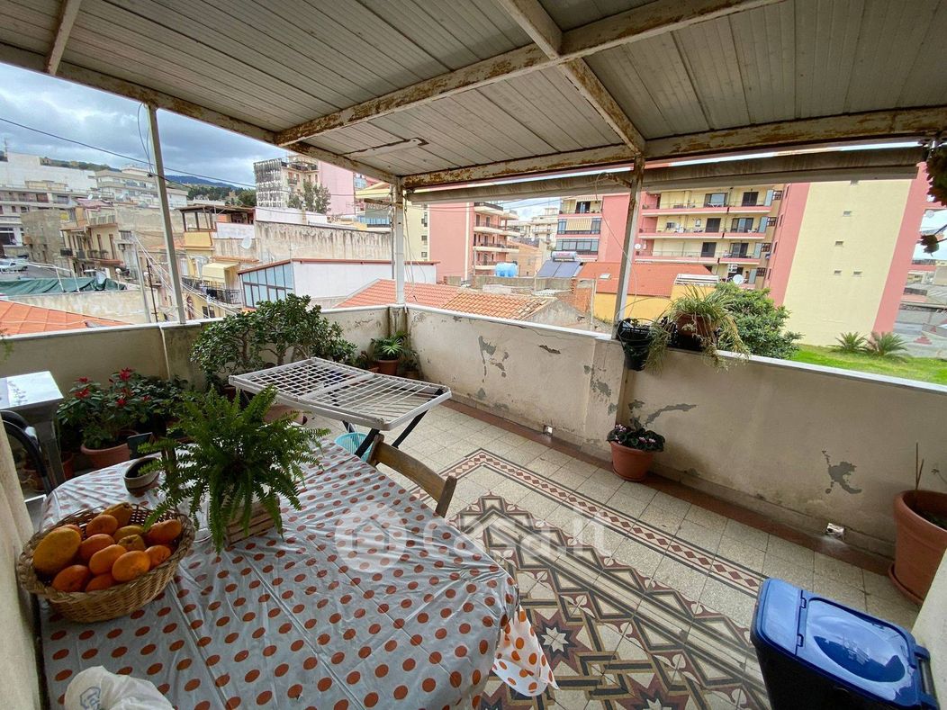 Appartamento in Vendita in Via Marchetta a Messina