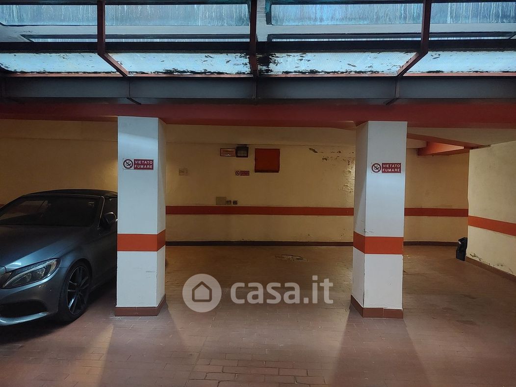Garage/Posto auto in Affitto in Via Dè Leprosetti a Bologna