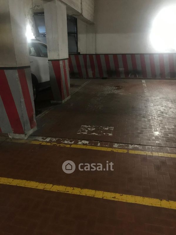 Garage/Posto auto in Vendita in Via Antonio Cantore a Genova