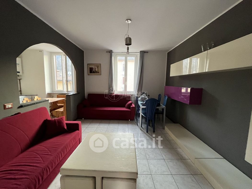 Appartamento in Vendita in Via Bellinzona 269 a Como