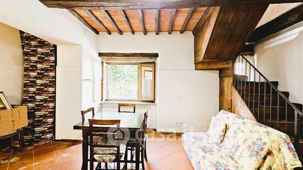 Casa indipendente in Vendita in Via Paganini a Arezzo
