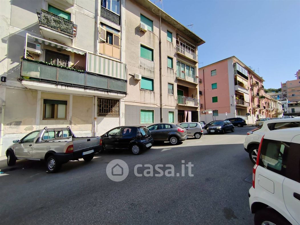 Appartamento in Vendita in Via Giuseppe Parini 24 a Messina