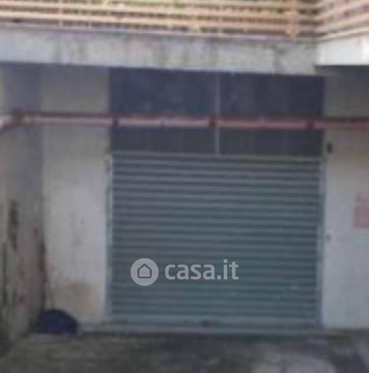 Garage/Posto auto in Vendita in Via Romania a Albano Laziale