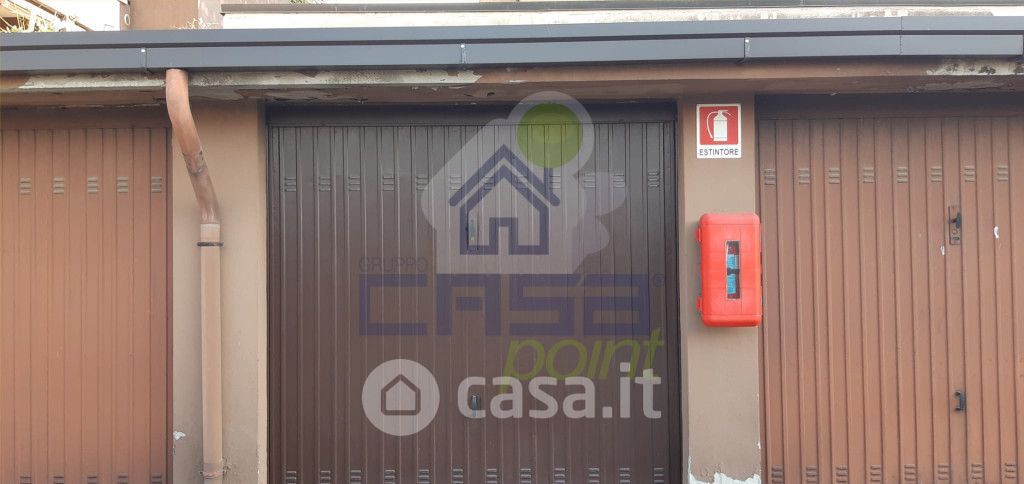 Garage/Posto auto in Affitto in Via Primo Maggio a Cremona