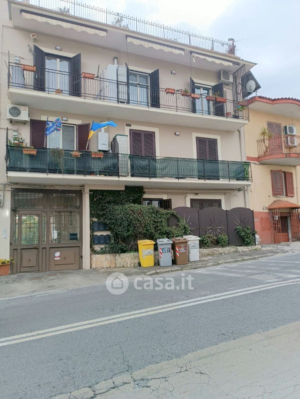 Appartamento in Vendita in Via Nuova Toscanella a Napoli