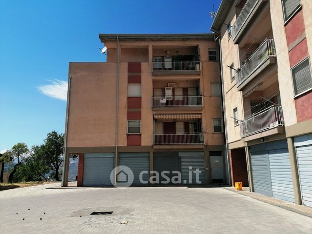 Appartamento in Vendita in Viale Catania 1 a Bronte