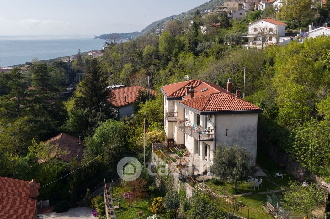 Villa in Vendita in Via Bonafata 32 a Trieste