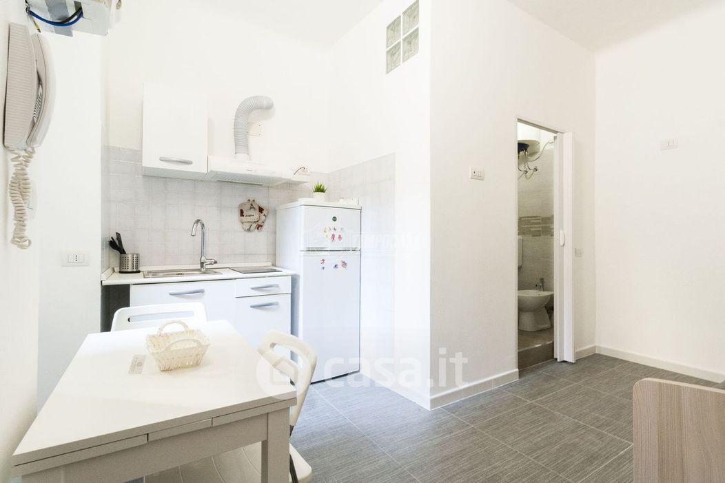 Appartamento in Vendita in Via Bessarione 42 a Milano