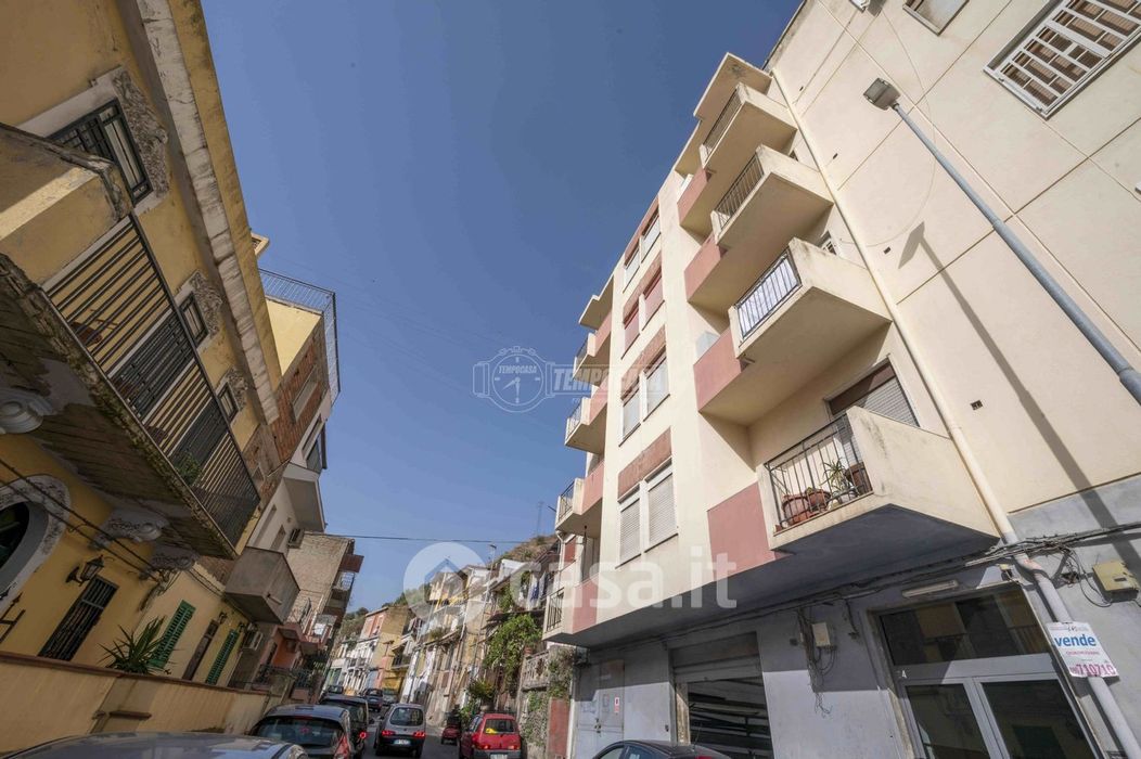 Appartamento in Vendita in Via Comunale Santo 24 a Messina