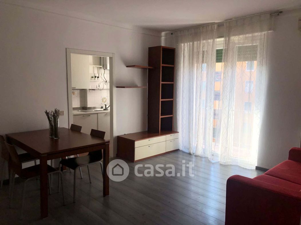 Appartamento in Affitto in Via Bernardino Bellincione 14 a Milano