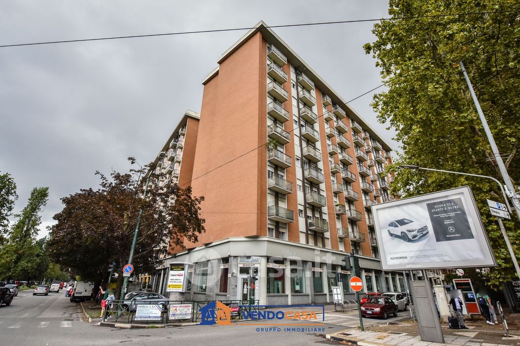 Appartamento in Vendita in Corso Giovanni Agnelli 118 a Torino