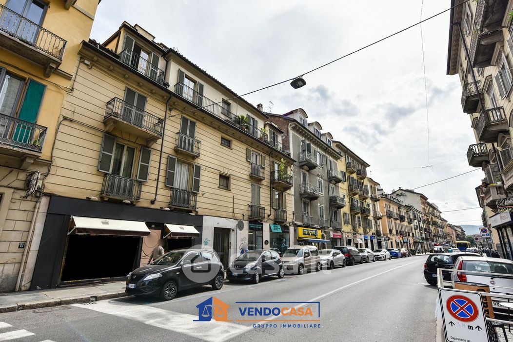 Negozio/Locale commerciale in Vendita in Via San Donato 26 a Torino
