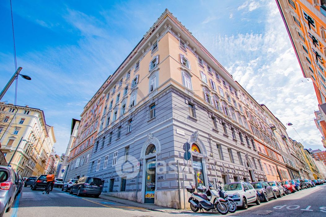 Appartamento in Vendita in Via Tiziano Vecellio 2 a Trieste