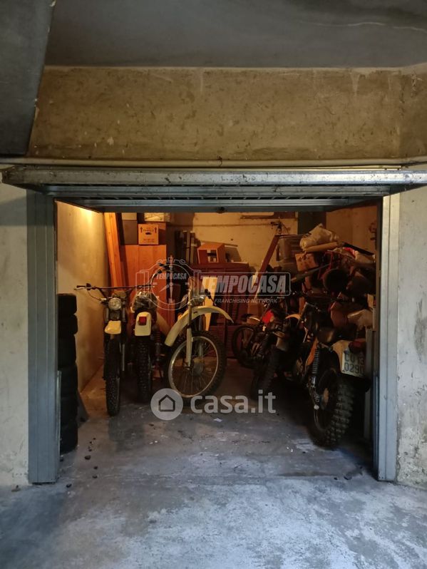 Garage/Posto auto in Vendita in Viale Lombardia a Brugherio