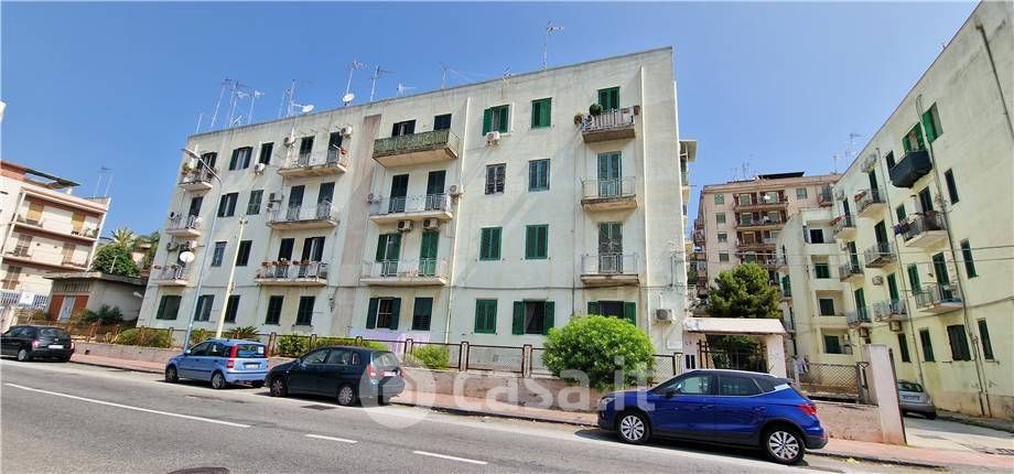 Appartamento in Vendita in Viale Regina Elena 57 a Messina