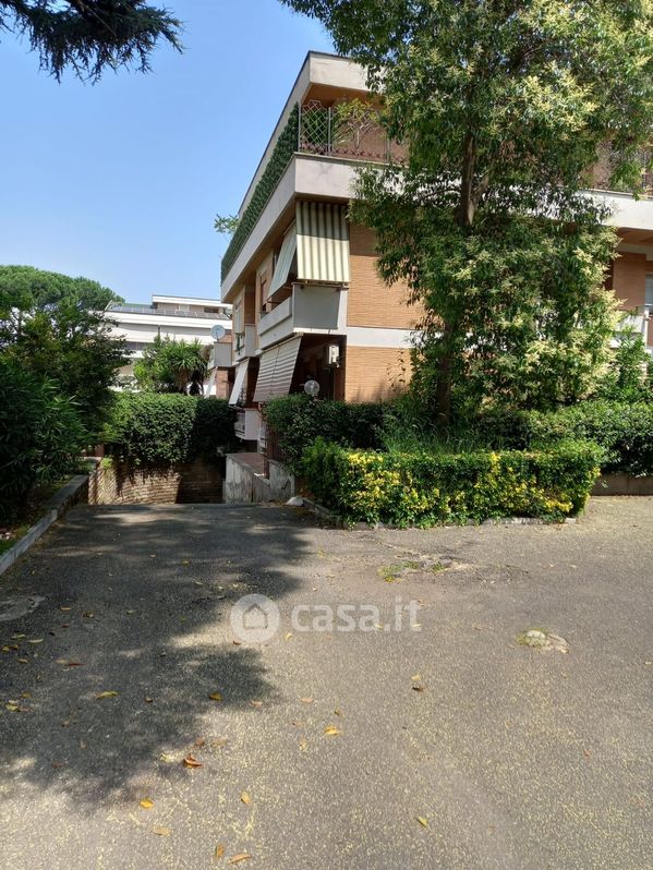 Appartamento in Vendita in Via di Torre Gaia a Roma