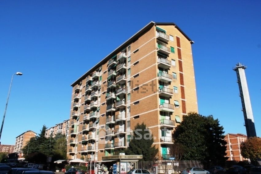 Appartamento in Vendita in Via Uruguay 10 a Milano