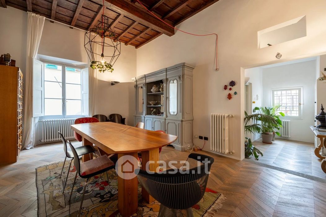 Appartamento in Vendita in Via delle Terme a Firenze