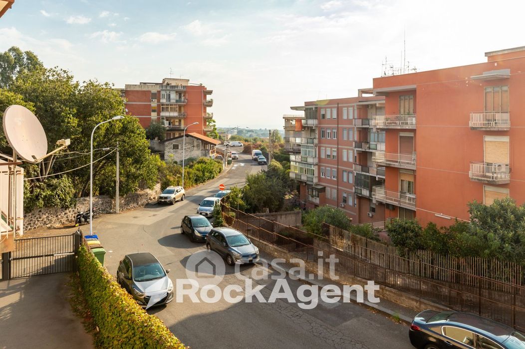 Appartamento in Vendita in Via M.Ricci 8 a Catania