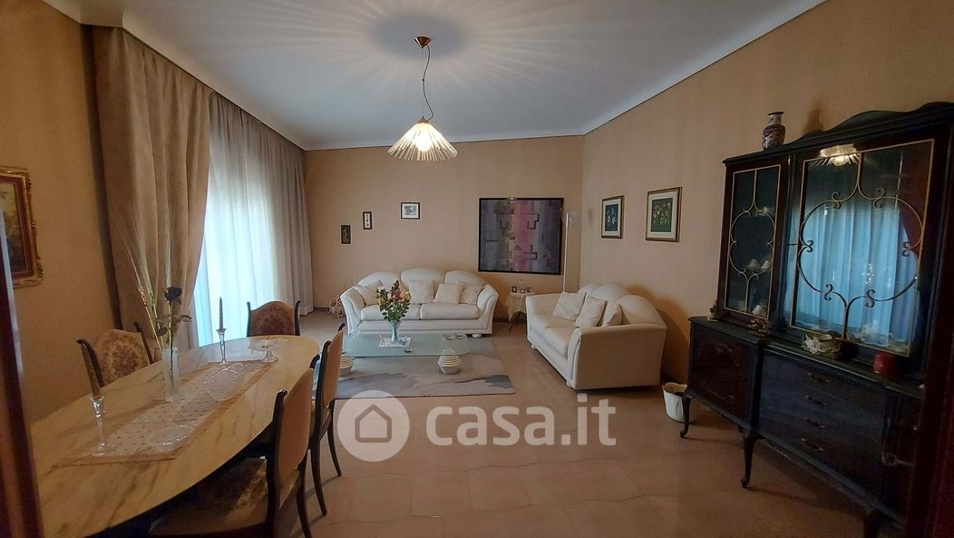 Appartamento in Vendita in Via Pietro Mascagni a Ragusa