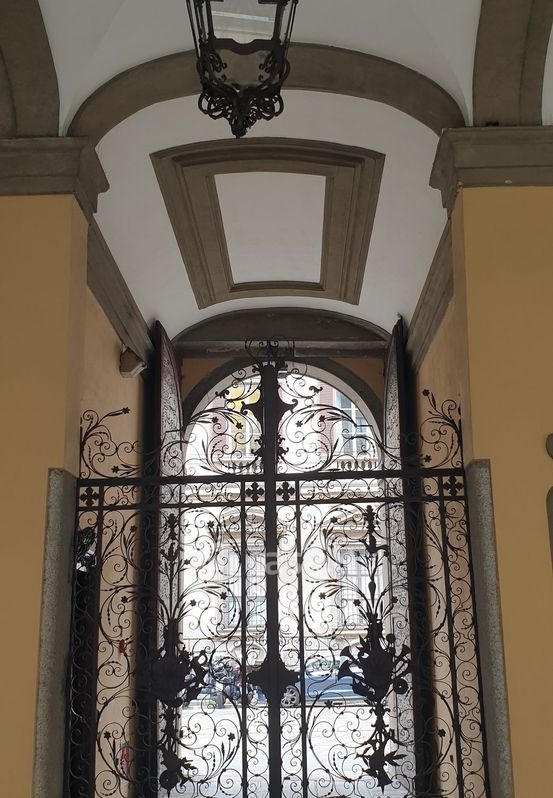 Appartamento in Vendita in Corso di Porta Romana 3 a Milano