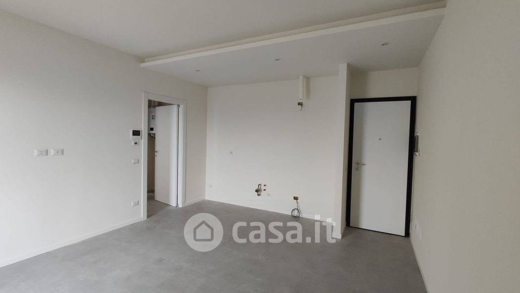 Appartamento in Affitto in Via Zanardi Bonfiglio a Voghera